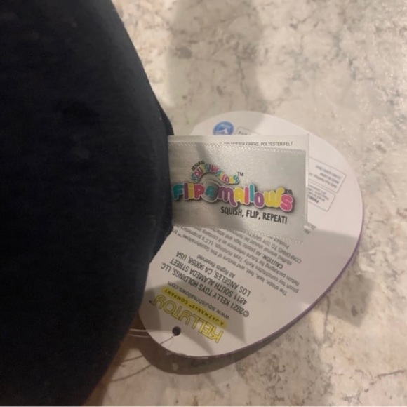 Squishmallow Halloween Paxton & Emily Flipamallow - Picture 8 of 8